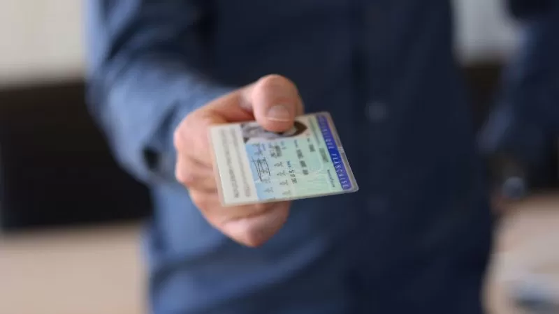 Illustration : Fraude documentaire : les clés pour identifier les faux documents et protéger les collectivités